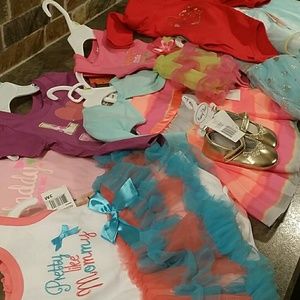 Baby girls clothes new w tags...
