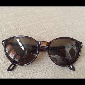 Polarized Persol sunnies