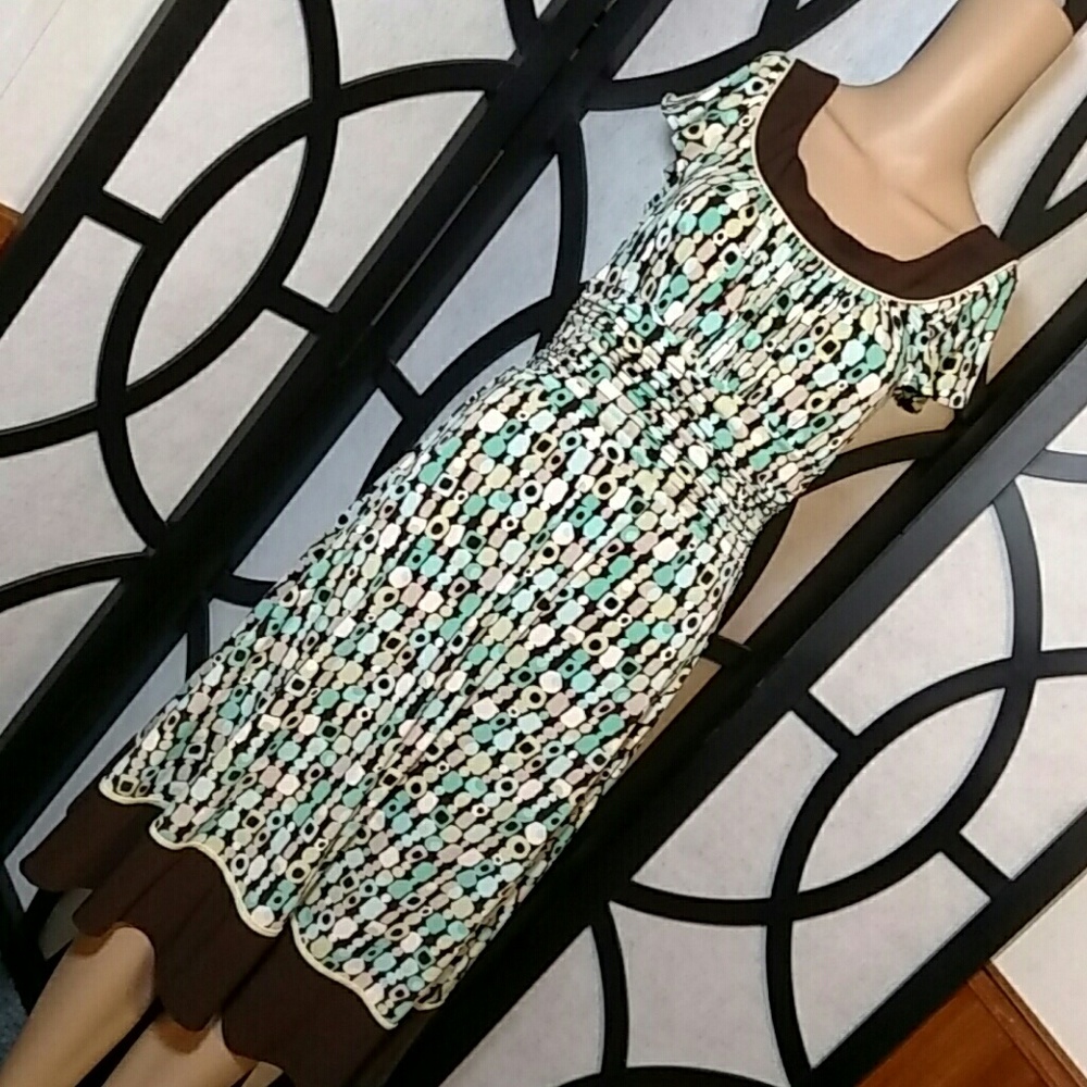 Scrunch scoop neck abstract colorful dress