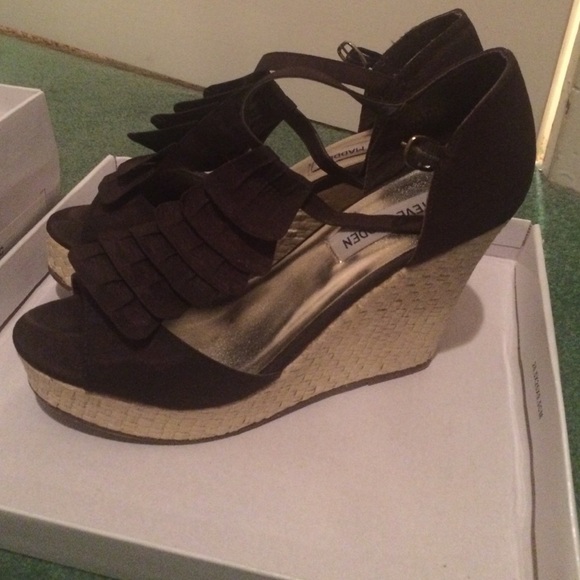 Dark brown ruffle wedges