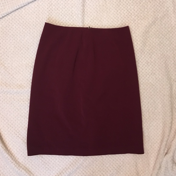Burgundy pencil skirt size 10
