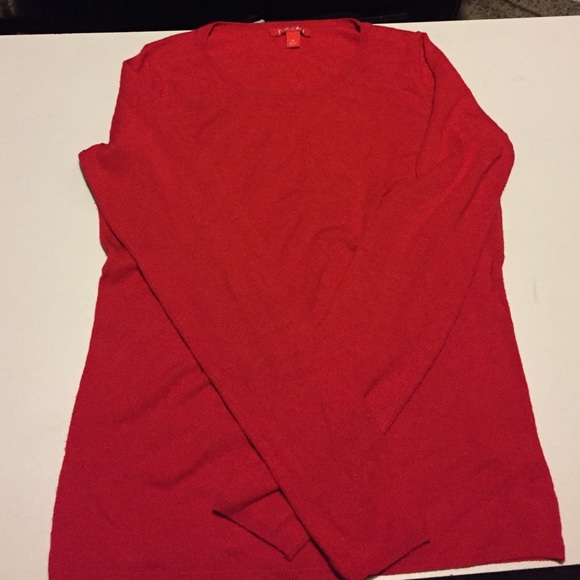 Red soft sweater