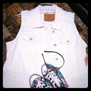 Make me an offer! Amethyst Jeans White denim vest