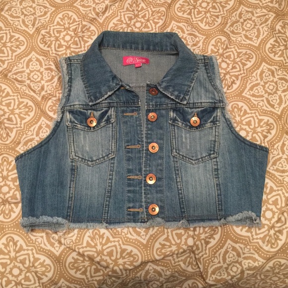 Short jean jacket - Picture 1 of 2