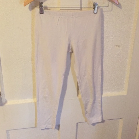 SOLD- Ambiance Apparel Basic White Crop Leggings - Picture 1 of 4