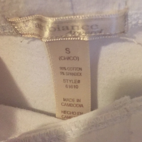 SOLD- Ambiance Apparel Basic White Crop Leggings - Picture 3 of 4