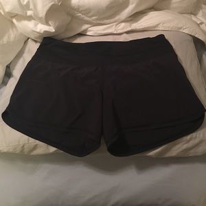 Black size 6 lululemon shorts.