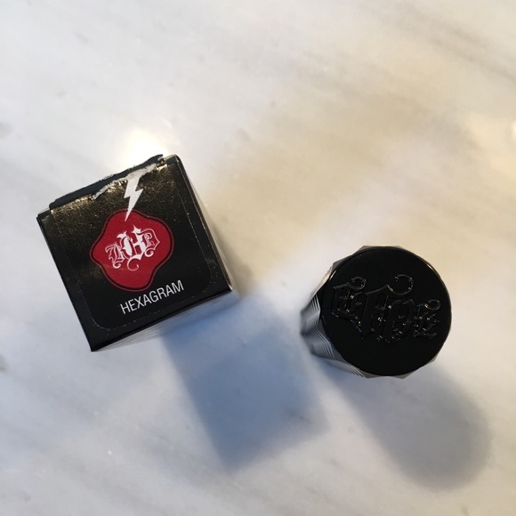 Kat Von D - Hexagram - Picture 2 of 3