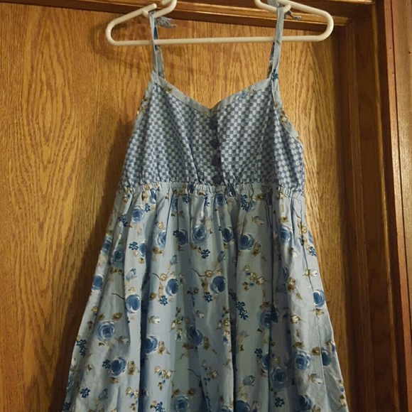 Girls dress