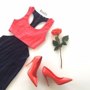 Colorblock dress with cutouts
