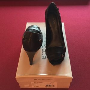 Priced to sell! BCBG black Russell heels 6.5