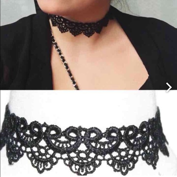 Black Lace Choker - Picture 3 of 3