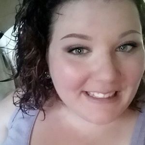 Meet your Posher, Sherry