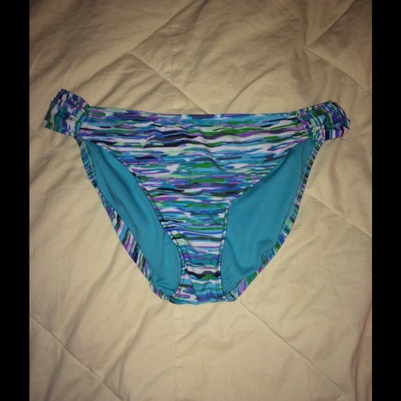 Very cute Wave motif bikini swim bottom. - Picture 1 of 2