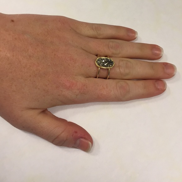 Kendra Scott Elyse Gold/Platinum Druzy - Picture 3 of 3