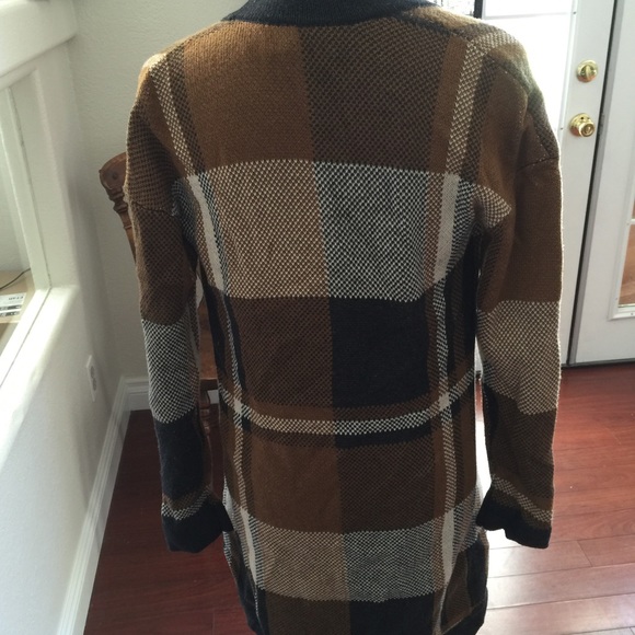 Left on Houston Sweater - Picture 2 of 4