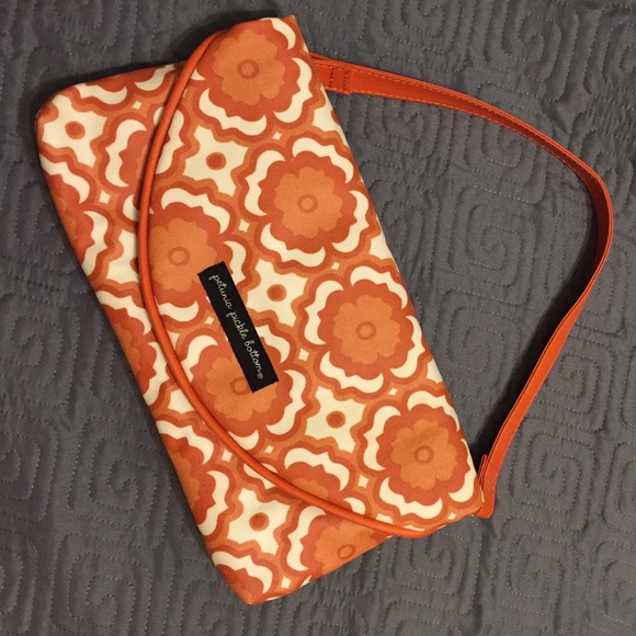 NWOT Petunia Pickle Bottom Clutch in coated canvas