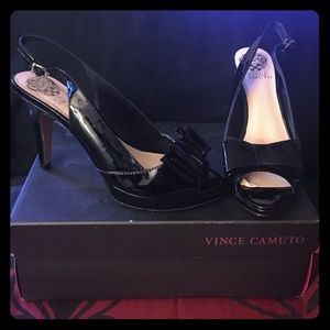 Vince Camuto bow pumps