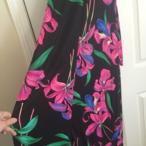 Floral Maxi dress - Picture 2 of 4
