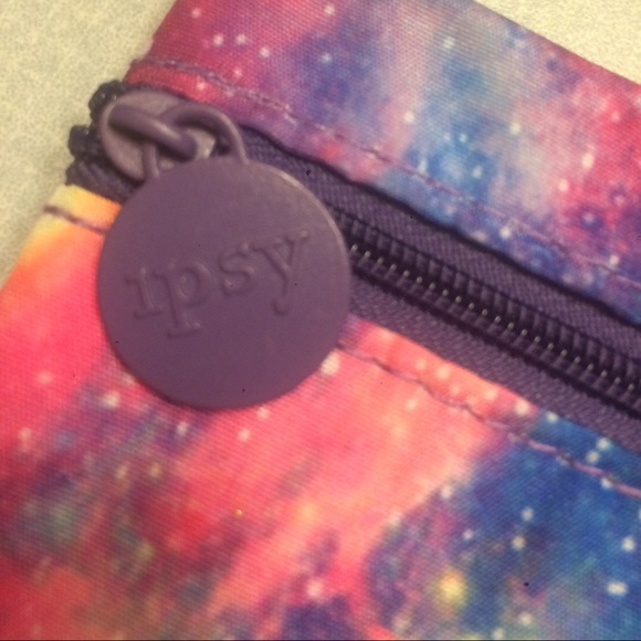 Makeup Bag/Clutch - Picture 2 of 2