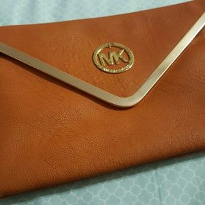 Michael Khors envelope bag