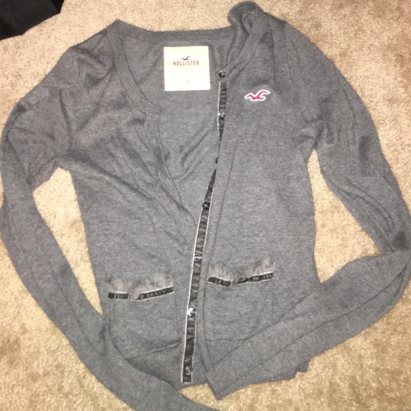 Gray Hollister sweater