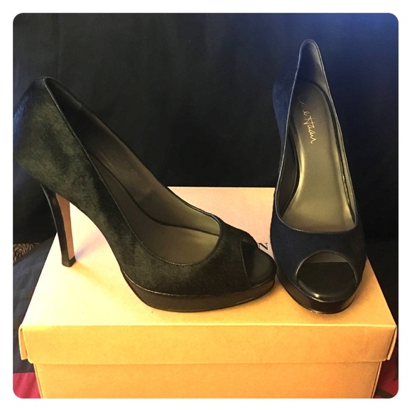 Sale ✨✨Cole Haan peep toe heels