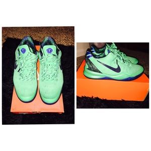 Kobe 8s