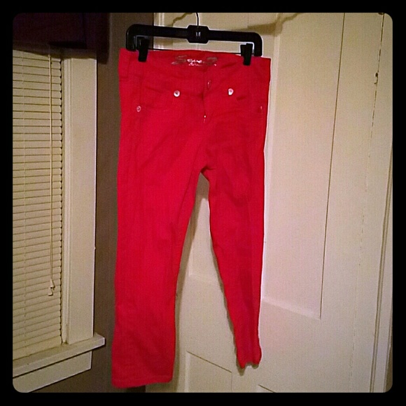 Seven Red Denim Capris