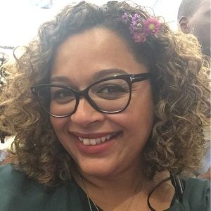 Meet your Posher, Aileen