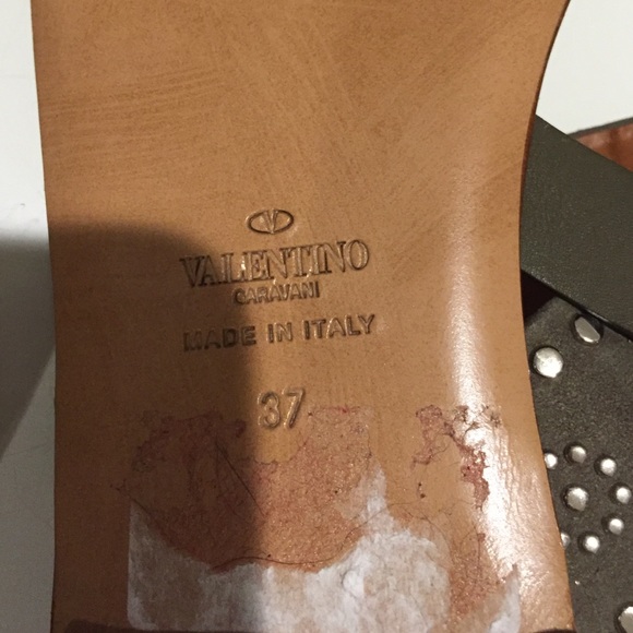 Sandals - Picture 4 of 4