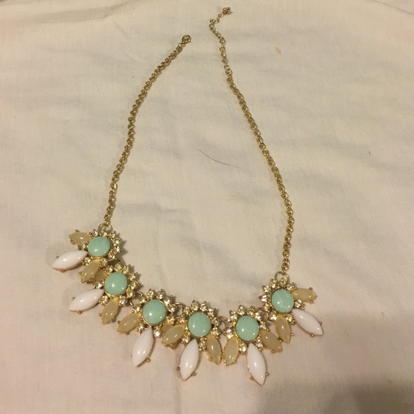 Beautiful Tiffany-like necklace
