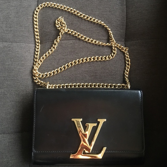 Louis Vuitton Handbags - Louis Vuitton Louise cross body, clutch.