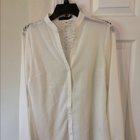 Beautiful Lace Back Top