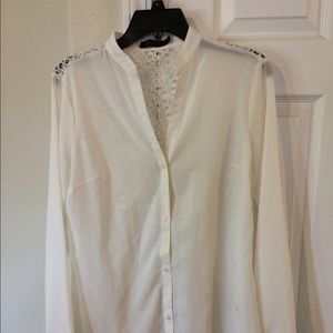 Beautiful Lace Back Top