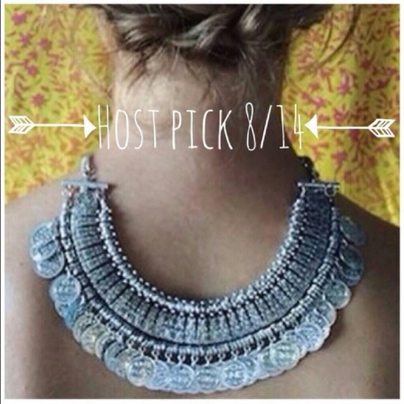 Jewelry | Boho small gold coin necklace - Picture 4 of 4