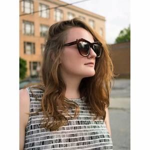 Meet your Posher, Melissa