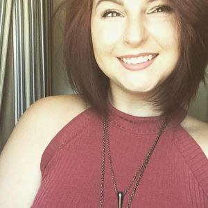 Meet your Posher, Caitlyn