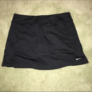 Nike tennis skirt NWOT