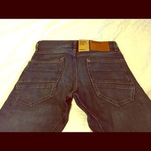 28/32 H&M Blue jeans