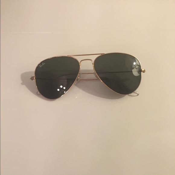 Original raybans comes with case