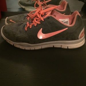 SOLD! Nike Free 5.0 Running Shoes