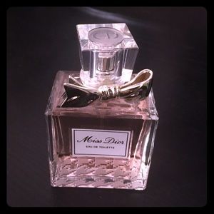Miss Dior EAU DE TOILETTE