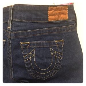 True Religion Bell Bottom Jean Sz 28