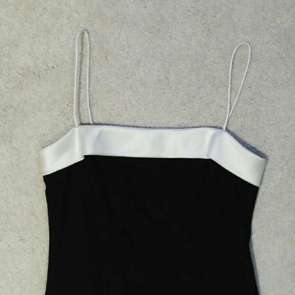 🏃SALE🏃 REFORMATION DUPE Satin trim dress
