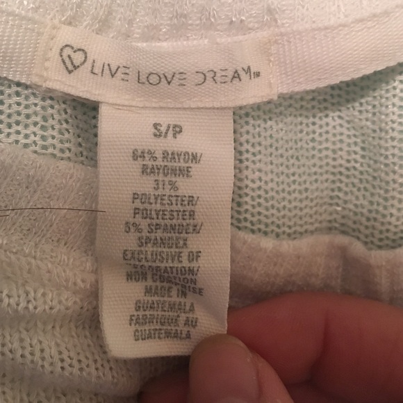 Aeropostale Live Love Dream Sweater - Picture 3 of 3