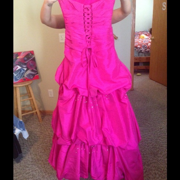 Prom/Homecoming Dress - Picture 2 of 2