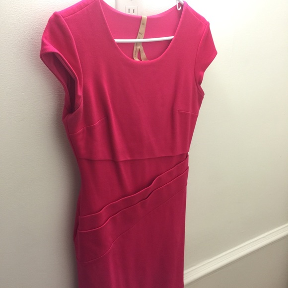 Amazing hot pink dress! Perfect for a night out