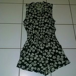 Daisy romper