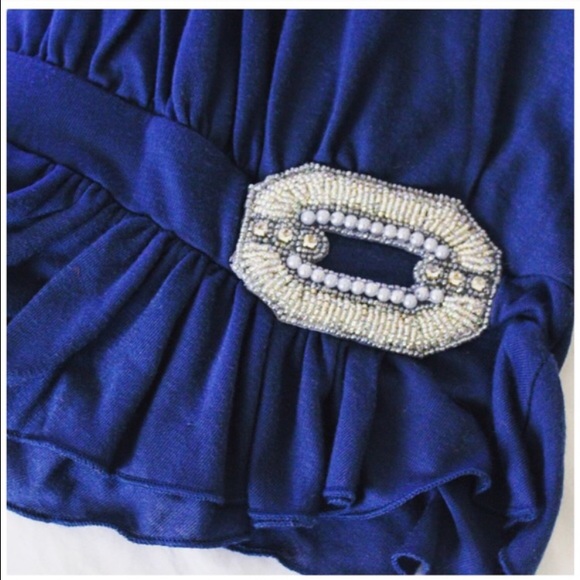 🔴sold🔴 Navy Halter Statement top - Picture 4 of 4